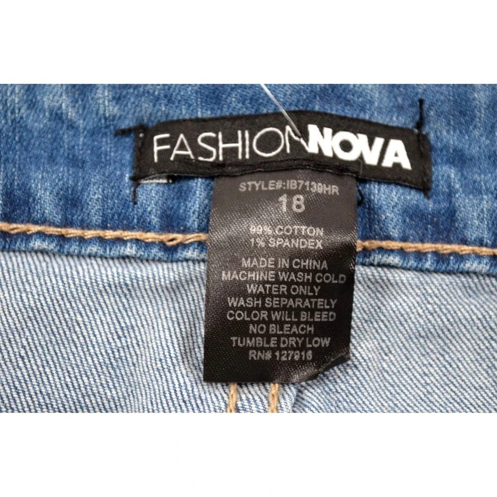 Fashion Nova Sandra Boyfriend Jeans Button Fly Womens 18 Ripped Distressed Nwt's